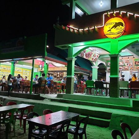 Queen Of Isle Cottages And Restaurant Puerto Galera Ngoại thất bức ảnh