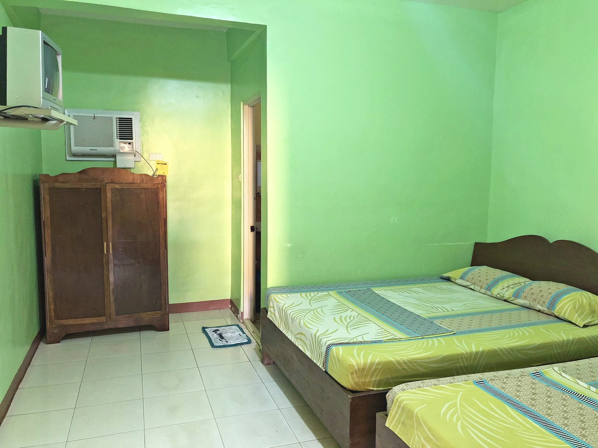 Queen Of Isle Cottages And Restaurant Puerto Galera Ngoại thất bức ảnh